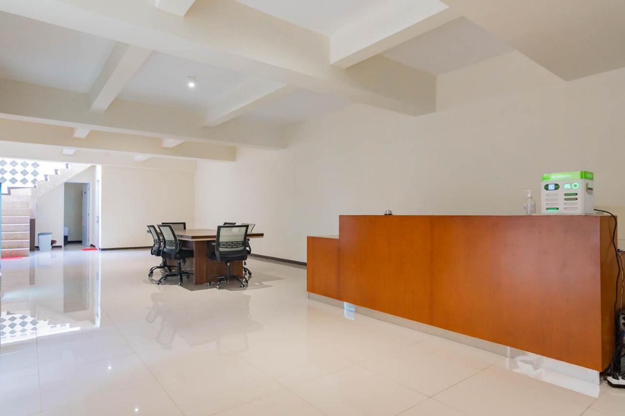 Reddoorz Plus @ Pakuan Residence Tajur Bogor Exterior photo